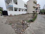 175 Sq.Yd. Plot in Canal Road