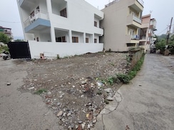 Plot For Sale in Canal Road