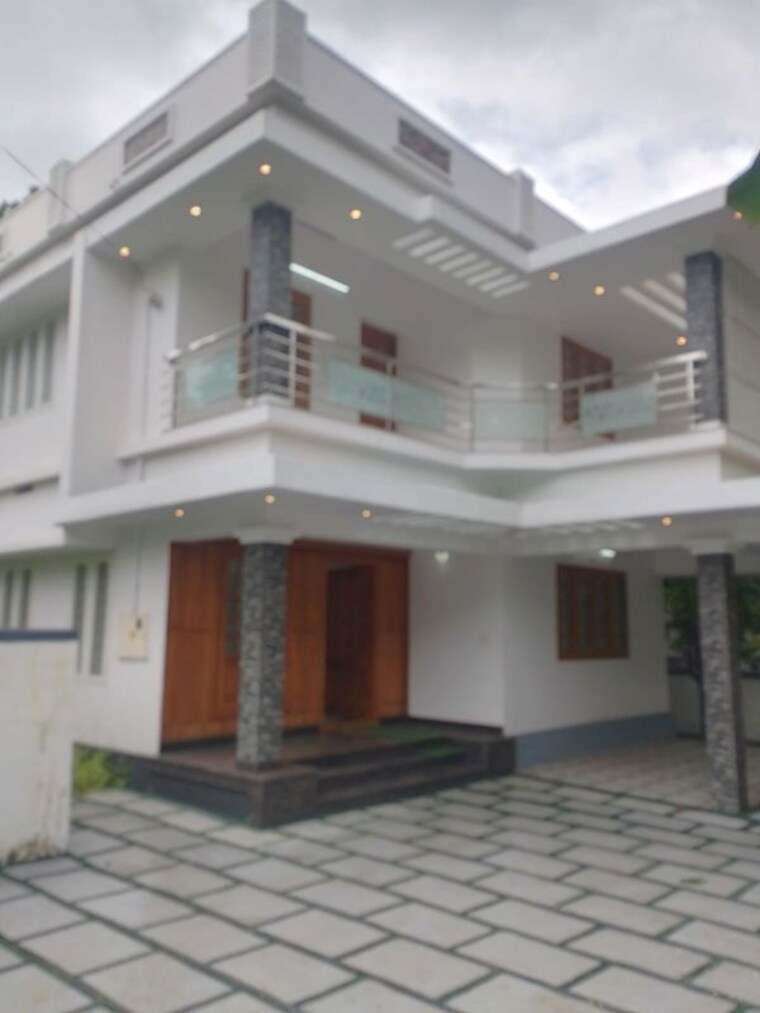 Exterior View, kuttanellur 3 Bedroom 2000 Sq.Ft. Independent House In Kuttanellur Thrissur 10487470