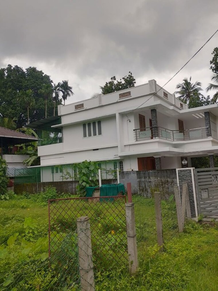 Exterior View, kuttanellur 3 Bedroom 2000 Sq.Ft. Independent House In Kuttanellur Thrissur 10487470