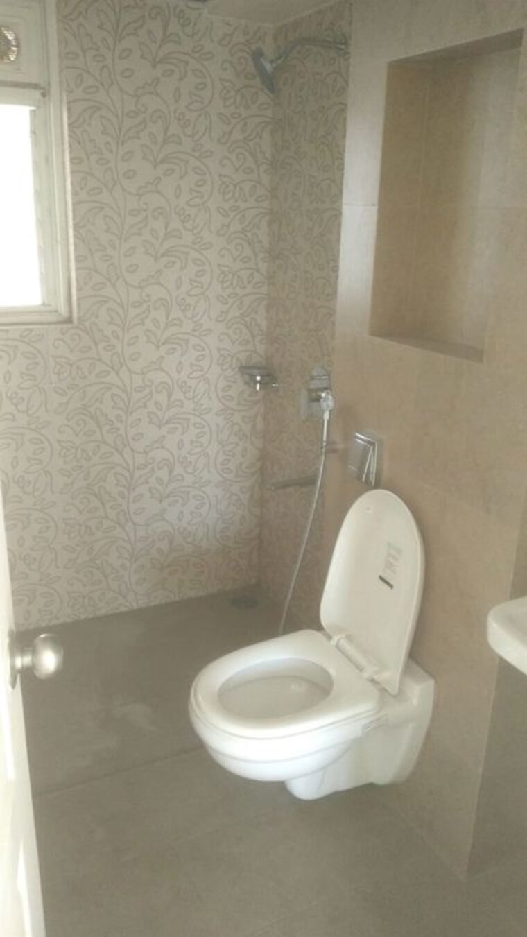 Bathroom, balewadi 2 Bedroom 970 Sq.Ft. Apartment In Balewadi Pune 10487465