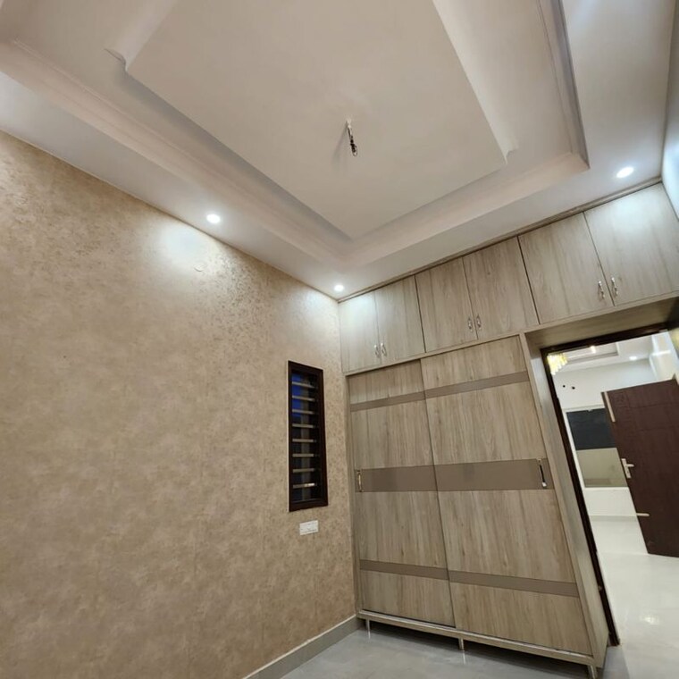 Room, bhago majra road 4 Bedroom 100 Sq.Ft. Villa In Bhago Majra Road Kharar 10487480