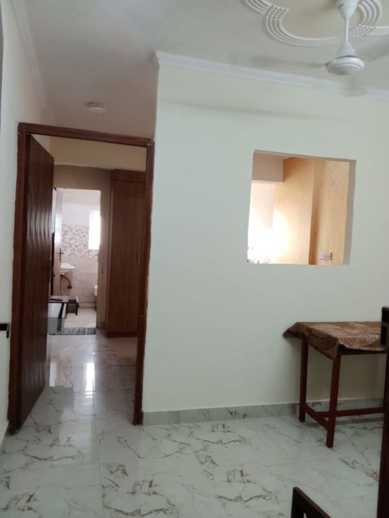  Parking, dlf-capital-greens-phase-i-and-ii Studio 365 Sq.Ft. Apartment In Moti Nagar Delhi 10487475