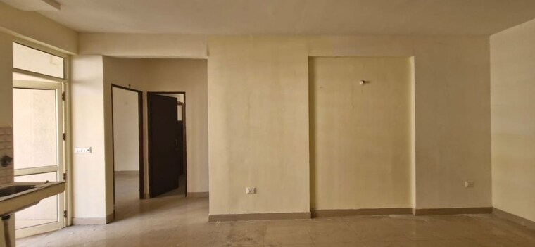 Room, sector 3 6+ Bedroom 100 Sq.Yd. Independent House In Sector 3 Faridabad 10487506