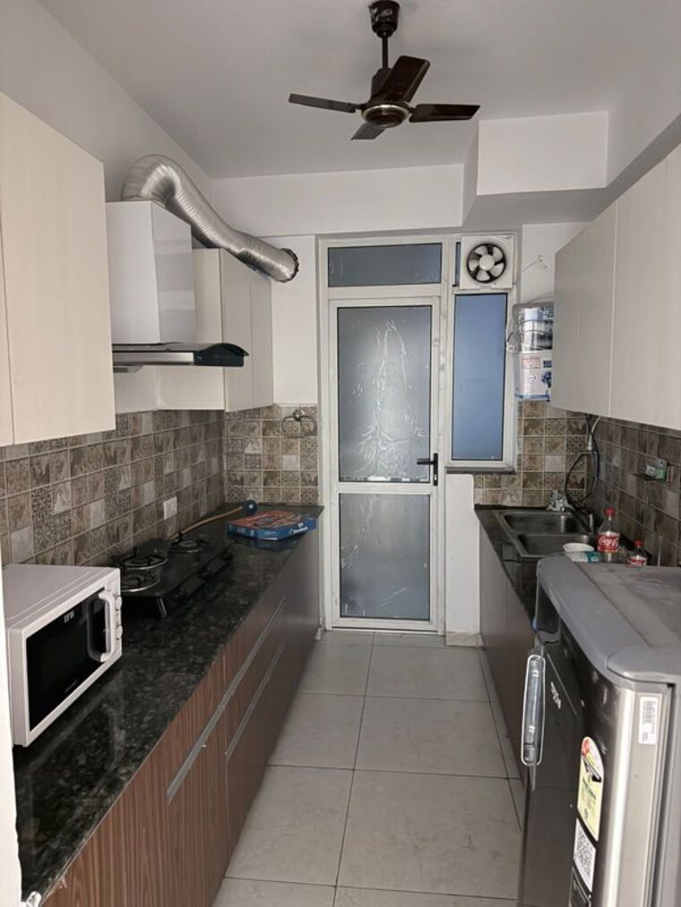 Kitchen, sushma-joynest-moh 3 Bedroom 1355 Sq.Ft. Apartment In Bir Chhat Chandigarh 10487522