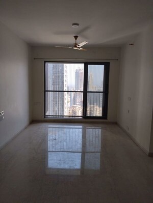2 BHK Apartment For Rent in Kalpataru Immensa B, Kolshet Road