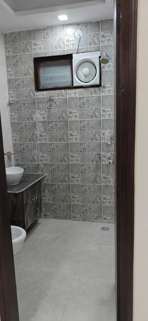 Bathroom in 3 BHK Builder Floor at BPTP Park Central, Sector 85 – for Rent