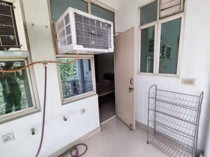 Balcony in  Pg at Sector 17 – for Rent