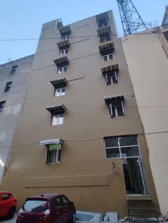 Pg For Rent in Sector 17