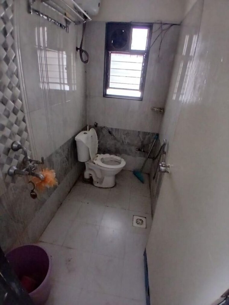 Bathroom, ozone-springs 2 Bedroom 1170 Sq.Ft. Apartment In Wakad Pune 10487565