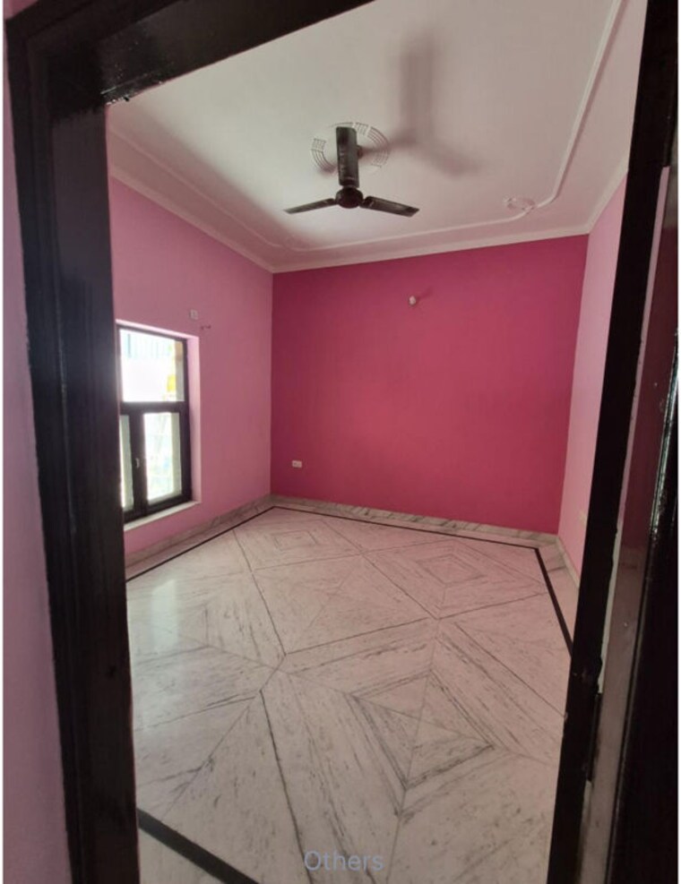 Room, sector 51 2 Bedroom 120 Sq.Mt. Independent House In Sector 51 Noida 10487574