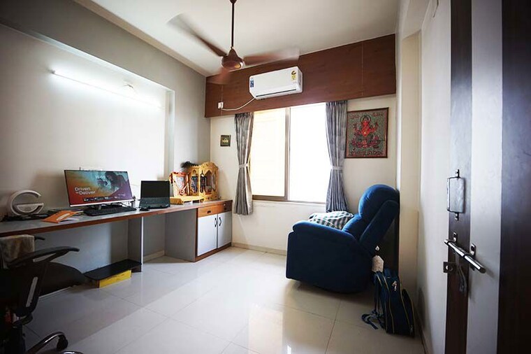 Living Room, nikol 3 Bedroom 182 Sq.Yd. Apartment In Nikol Ahmedabad 10487674
