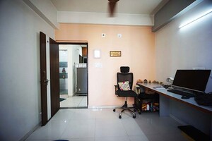 Team Area in 3 BHK Apartment at Nikol – for Sale
