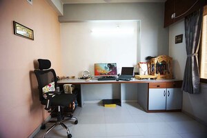 Team Area in 3 BHK Apartment at Nikol – for Sale