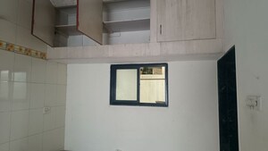 Room in 1 BHK Independent House at Dhankawadi – for Rent