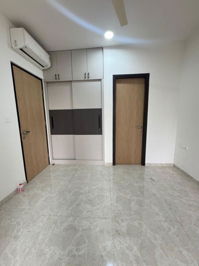 Room, lodha-new-cuffe-parade-dioro-and-elisium 3 Bedroom 1200 Sq.Ft. Apartment In Wadala Mumbai 10487704