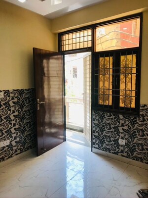 Bedroom in 2 BHK Builder Floor at Chattarpur – for Rent