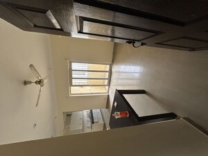 Furnished Amenities in 2.5 BHK Apartment at Paramount Floraville, Sector 137 – for Rent
