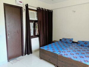  Pg For Rent in Islampur