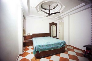 Bedroom in 3 BHK Apartment at Maninagar – for Sale