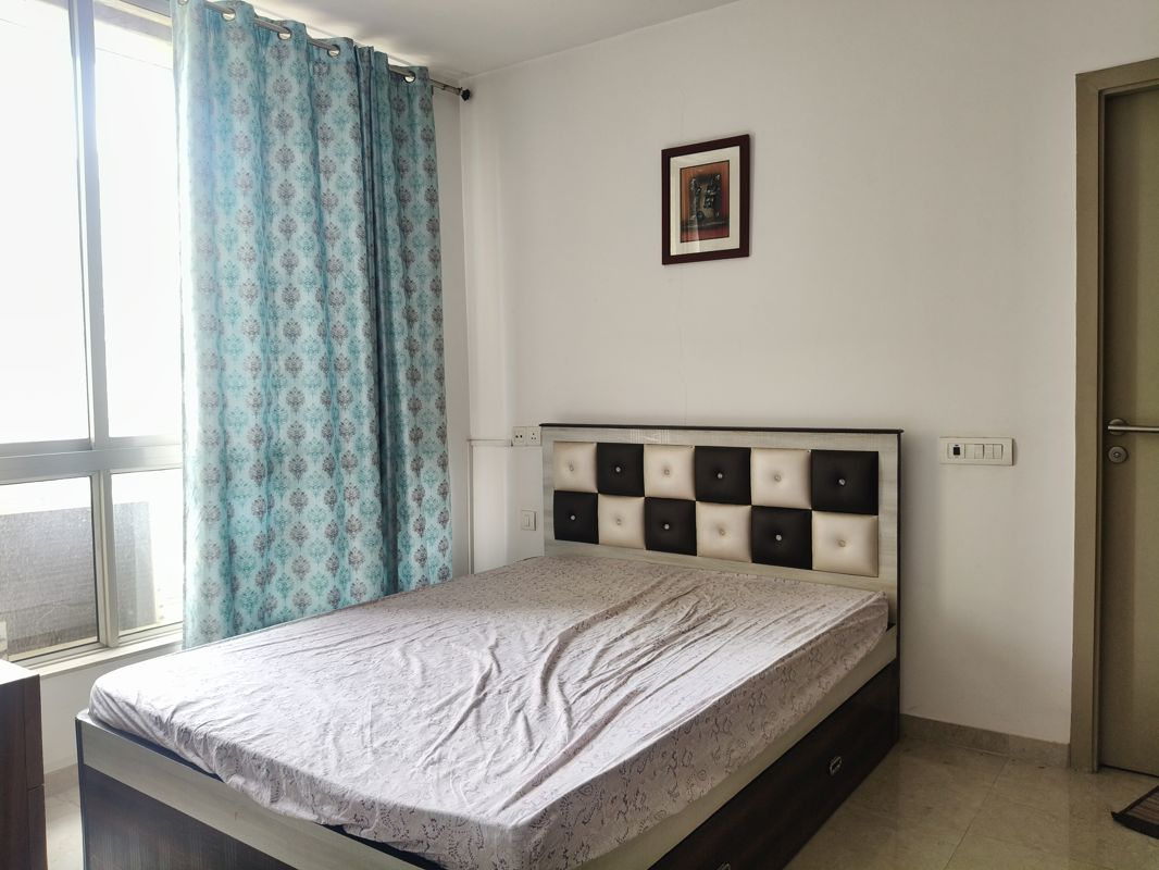 1 BHK + Extra Room 450 Sq.Ft. Apartment in Hiranandani Lavinia