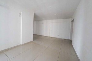 Room in 3 BHK Apartment at Vaishnodevi Circle – for Sale