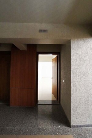 Room in 3 BHK Apartment at Vaishnodevi Circle – for Sale