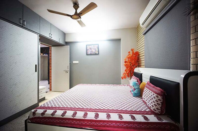 Bedroom, ghatlodia 3 Bedroom 200 Sq.Yd. Apartment In Ghatlodia Ahmedabad 10487126