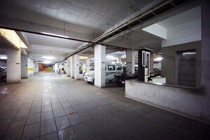 Parking in 3 BHK Apartment at Vejalpur – for Sale