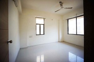 Room in 3 BHK Apartment at Vejalpur – for Sale
