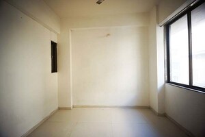 Room in 3 BHK Apartment at Vejalpur – for Sale