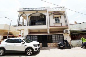 Parking in 3 BHK Independent House at Chandkheda – for Sale