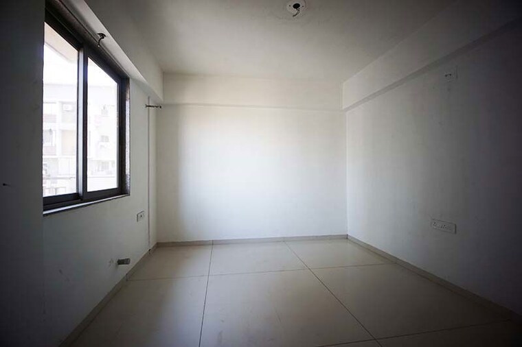 Room, nikol 3 Bedroom 180 Sq.Yd. Apartment In Nikol Ahmedabad 10486951