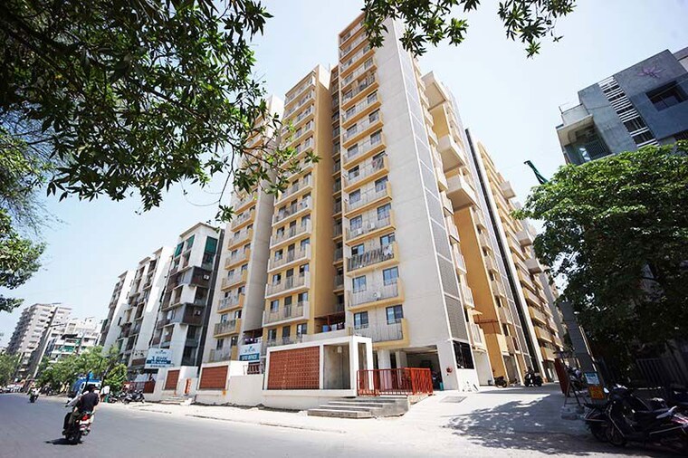 Exterior View, nikol 3 Bedroom 180 Sq.Yd. Apartment In Nikol Ahmedabad 10486951