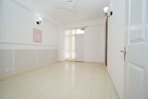 Room in 3 BHK Apartment at Tulip Orange, Sector 70 – for Sale