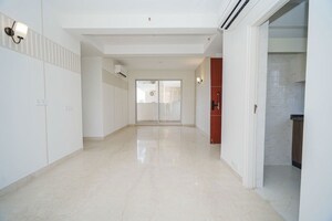 Room in 3 BHK Apartment at Tulip Orange, Sector 70 – for Sale