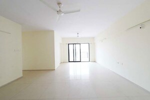 Room in 3 BHK Apartment at Gota – for Sale