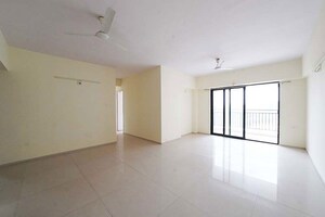 Room in 3 BHK Apartment at Gota – for Sale