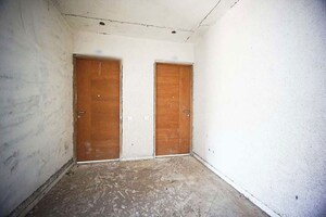 Room in 3 BHK Apartment at Narol – for Sale