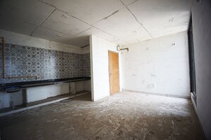 Room in 3 BHK Apartment at Narol – for Sale