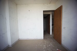 Room in 3 BHK Apartment at Narol – for Sale