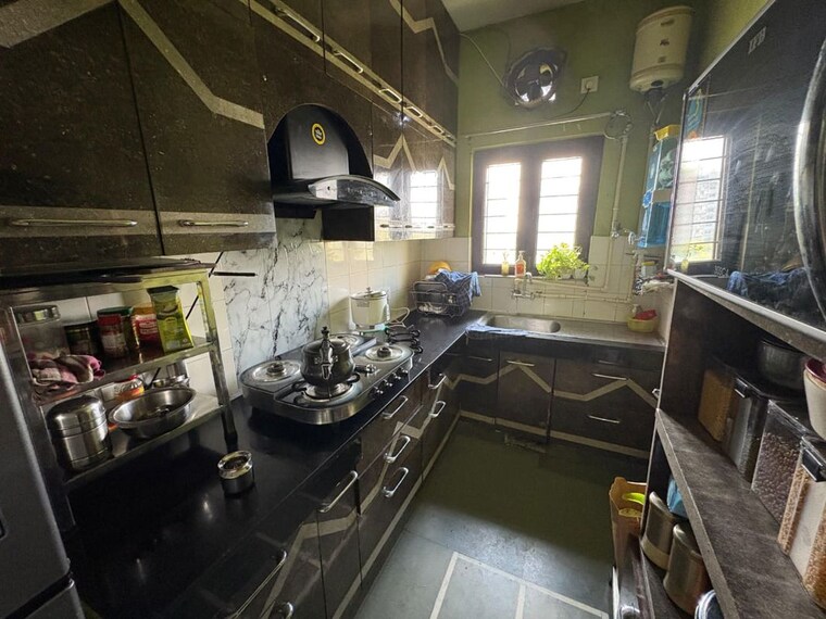 Kitchen, jammu-and-kashmir-bank-employees-cgh 3 Bedroom 1550 Sq.Ft. Apartment In Sector 9a Gurgaon 10487893