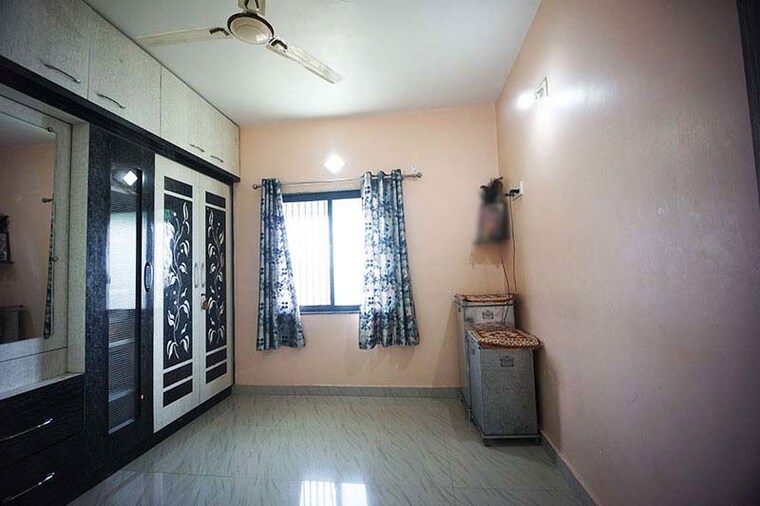 Room, bodakdev 2 Bedroom 90 Sq.Yd. Apartment In Bodakdev Ahmedabad 10486658