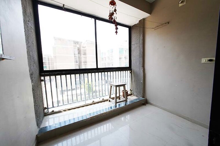 Room, sargasan 2 Bedroom 154 Sq.Yd. Apartment In Sargasan Gandhinagar 10486622