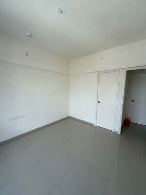 Room in 2 BHK Apartment at Renuka Panchtattva, Tathawade – for Rent