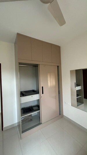 Furnished Amenities in 3 BHK Apartment at Prestige Jindal City, Bagalakunte – for Rent