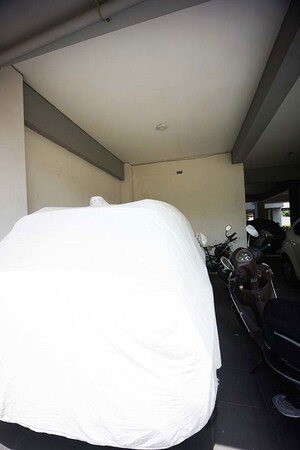 Team Area in 2 BHK Apartment at Motera – for Sale