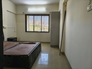 Bedroom in 2 BHK Apartment at Ashish CHS Andheri, Andheri West – for Rent