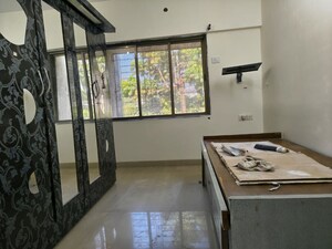 Bedroom in 2 BHK Apartment at Ashish CHS Andheri, Andheri West – for Rent