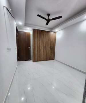 Room in 2 BHK Builder Floor at Freedom Fighters Enclave – for Rent
